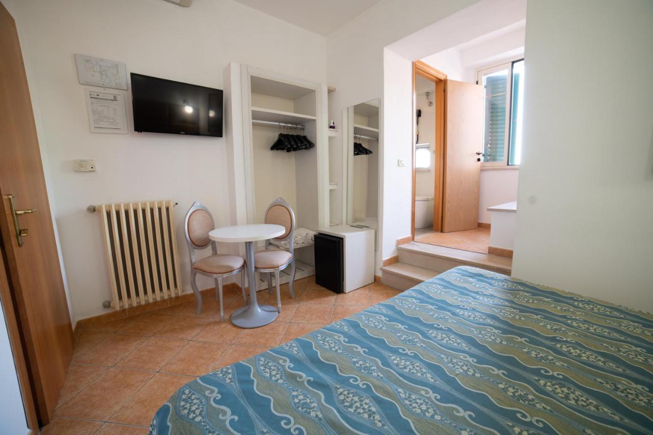 Hotel Villa A Mare Роди-Гарганико Экстерьер фото