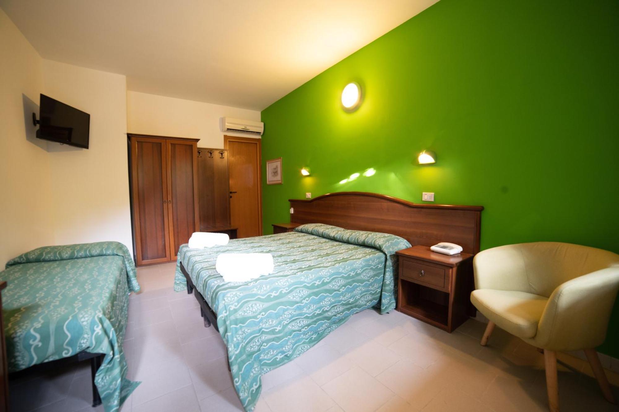 Hotel Villa A Mare Роди-Гарганико Экстерьер фото